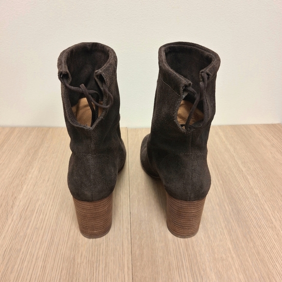 Madewell Women's Neva Foldover Boot in Suede - Picture 4 of 10